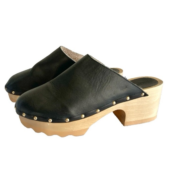 AEROSOLES Shoes - Aerosoles Fury Clog heel 9 black leather platform faux fur shearling studs shoe